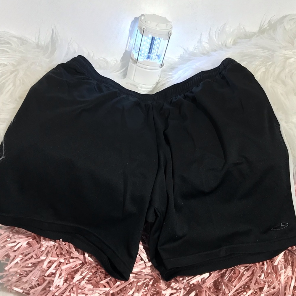 Champions shorts black size large